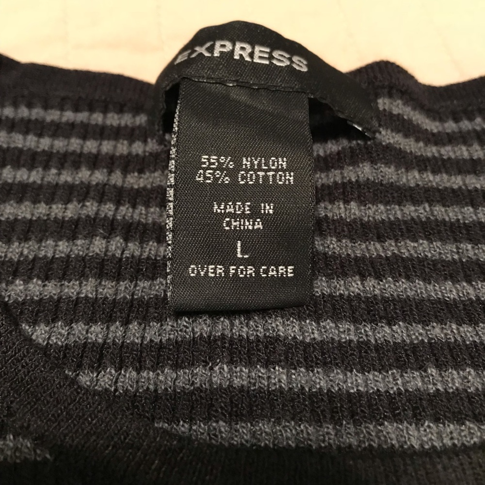 EXPRESS Ribbed Top - Picture 4 of 6
